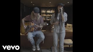 Medina - Væk Mig Nu (Akustisk)