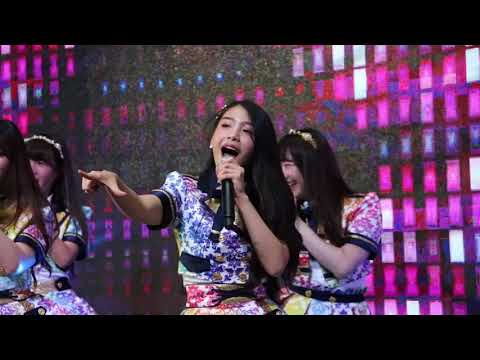 aitakatta อยากจะได้พบเธอ #kaew #bnk48 #japanexpo