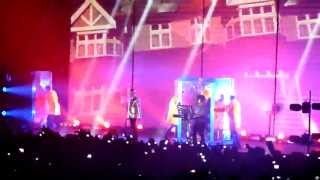 THURSDAY, Pet Shop Boys ft. Example (ELECTRIC 16 05 2013 ARGENTINA)