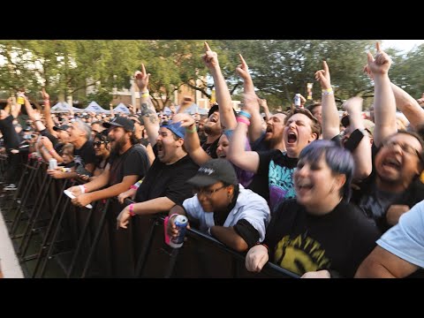 IRON CHIC "Cutesy Monster Man" at FEST 20 (MULTICAM)