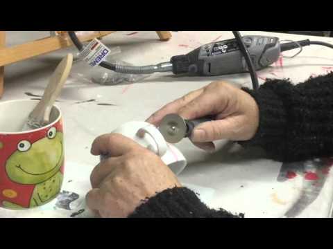 How to cut a cup in half