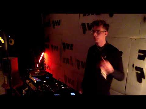 MNMT Live Stream - Kontinum