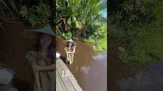 Download lagu Gadis dayak mandi dikali mp3