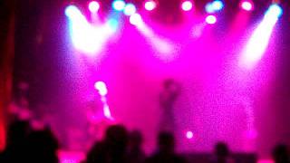 Class Actress - Love Me Like You Used To (Live)