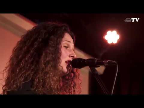 KARLIE APRIORI komplettes set BEI HEMPELS AUFM SOFA