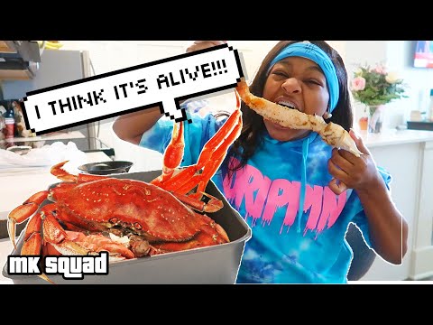MASSIVE KING CRAB LEG SEAFOOD MUKBANG