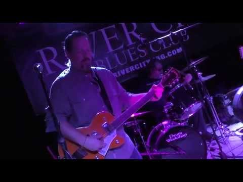 Carlos Elliot Jr.And The Cornlickers LIVE.