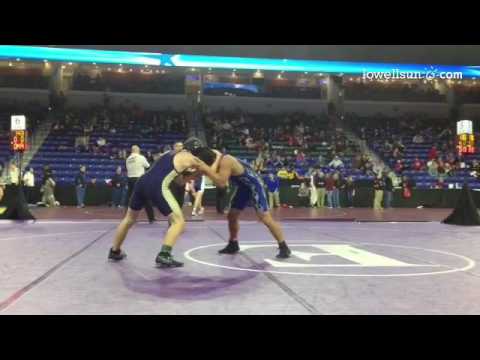 Chase Anestis of Acton-Boxboro wins 152lb 1st round vs James Malonado of #Dracut. #hswrestling @lowe