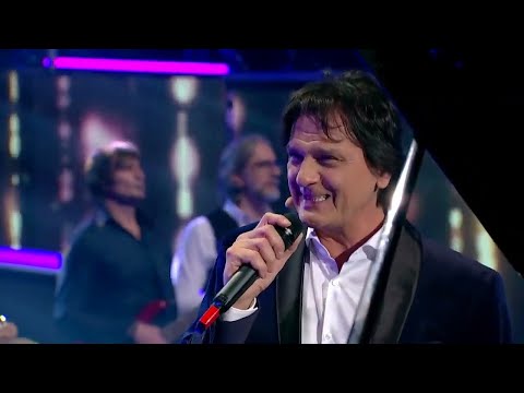 Zdravko Čolić & Matija Dedić - Zagrli me