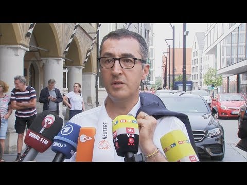 Cem Özdemir: "Grindel is not my president"