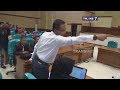Kebelet Pipis, Anggota DPRD Ribut Dengan Warga Kebelet Pipis, Anggota DPRD Ribut Dengan Warga