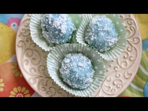 Banh Bao Chi (Vietnamese Glutinous Cake)