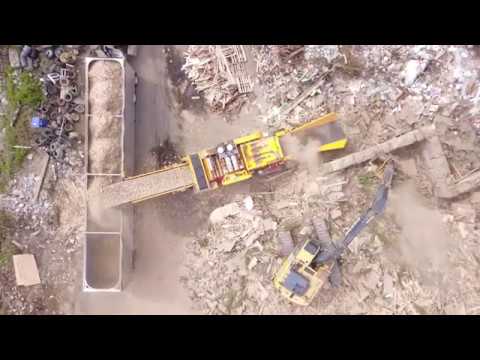 6400CT Horizontal Grinder - C&D Waste