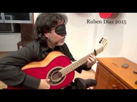 Staring at the fretboard Vs Owning it/Paco de Lucia's advise to train with a blindfold/Diaz Flamenco