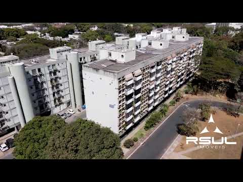 Apartamento com varanda na SQS 210