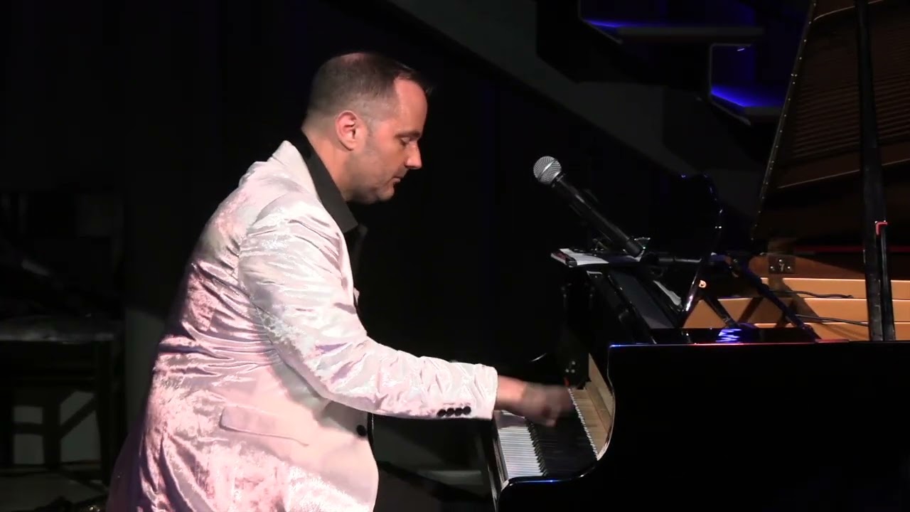Promotional video thumbnail 1 for Kevin on the Keys (Kevin Winebold)
