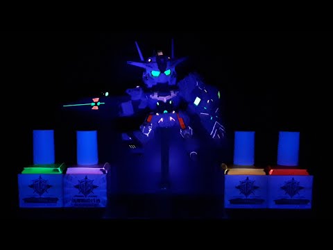 Fluorescent panel liner paint by QW-Model, qw model, tested, custom, gundam, figure UV light