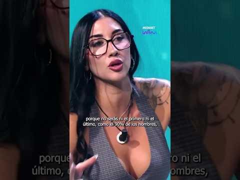 Naomi Asensi pone en su sitio a Rubén