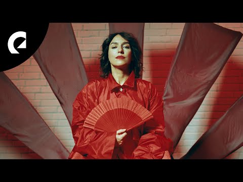 Caro Luna - Para Mi Amiga (Royalty Free Music)