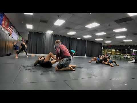 Ultra Heavyweight Master 2 Blue Belt Rolls with Adult Featherweight Brown Belt After Class No Gi