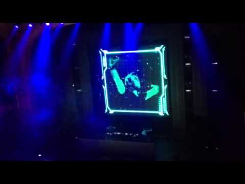 Intro for I Am Hardwell, London