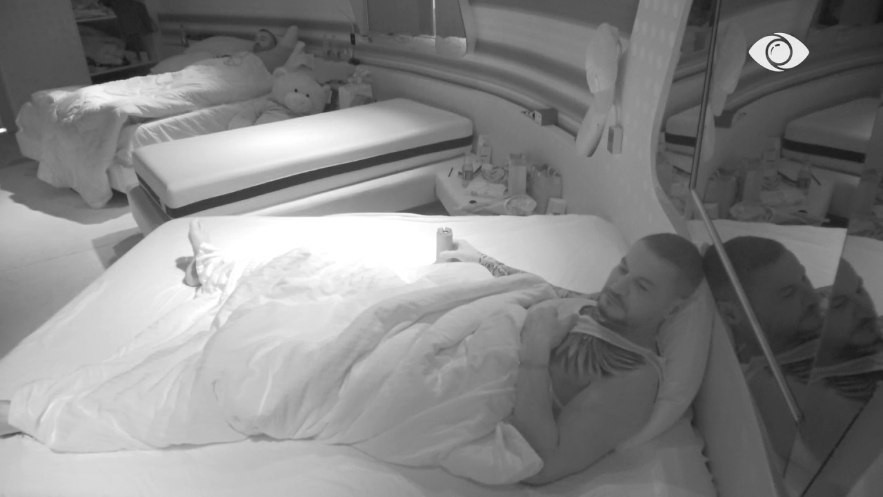 “Me Livian mbaroi…”/ Marko “thumbon” Rogertin: Shihe, shihe, e bëri dhe Tanin me dashnore