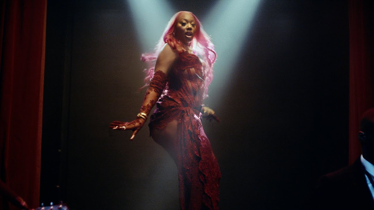 Ms Banks — Bounce