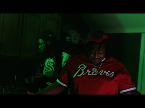 Mari 1713 Ft Savage Trey - GreenLight [Music Video]
