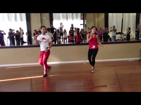 Beginner Dominican Bachata Footwork & Partnerwork - Tiguere & Dani D