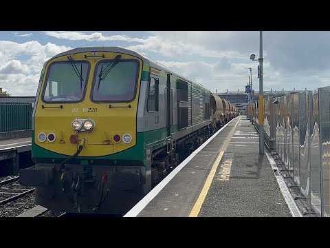 *Rare*Class 201 and Class 071 Passing Drumcondra Station with Hobbs Material Train