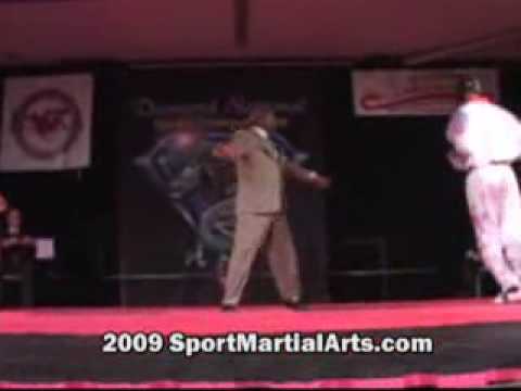 Jason Bourelly v Raymond Daniels - Men's sparring grand chmps - 2009 Diamond Nationals finals