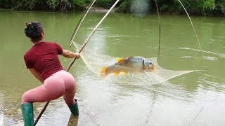 Full Videos: Fishing Techniques and How To Trap Stream Fish, Traditional Fishing with Net