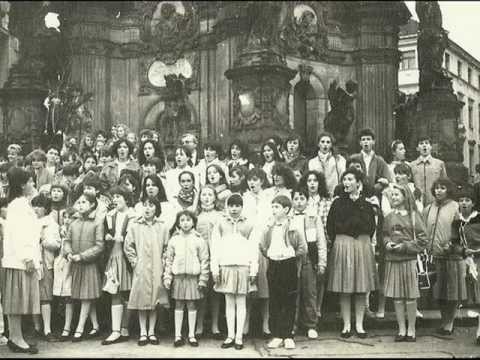 Corul de copii Radio, anii '80 - Cantec de leagan de N. Lungu, solista Cristina Popescu (Papusa)