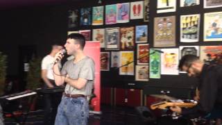 EL ÚLTIMO VECINO "Moscas Aulladoras, Perros Silenciosos" Apolo Store - Barcelona - 11 Junio 2015