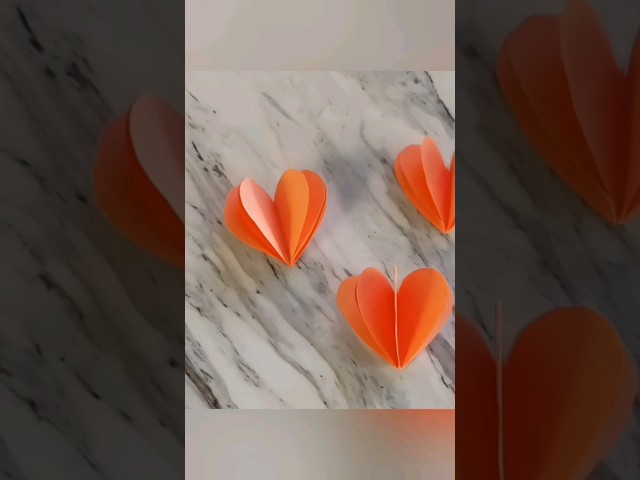 Vídeo relacionado con OH YEAH - 3 Figuras Honeycomb Corazón Rojo - 25 cm - Decoración Honeycomb San Valentín - Adornos San Valentín - Bolas Papel de Seda - Corazón Rojo - Día de los Enamorados - FÁCIL MONTAJE