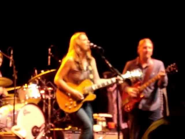 2010.08.13 - Billings - Love Has Something Else To Say