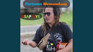 Download lagu Pertama Memandang mp3