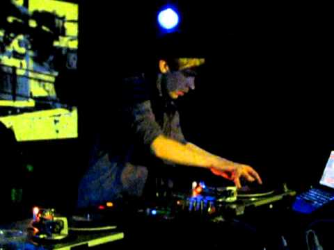 Easy Changes (Nervmusic) @ Traumpunkt 2#BD (Levontin 7, Tel Aviv, 21.01.11) - Part 4