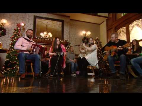 Darren Breslin, Órlaith & Brogan McAuliffe with Anthony McGrath - TG4 Féilte