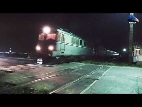 060-DA 60-1228-5 & R6826-1 Debrecen-Satu Mare-Baia Mare in Botiz pe Seara/on Evening - 22 March 2019