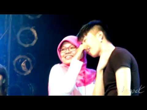 [101128] Me got to squeezed Jay Park's nose (Park Jaebeom) ^o^