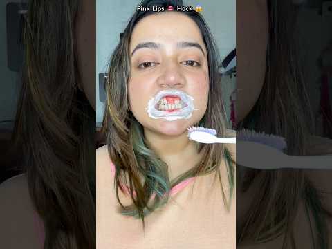 Black Lip to Pink Lip Hack 👄😱🤯  #shorts #trendinghacks #viralshorts #viral #hack #trending #lipshack