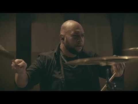 Carlos Gibbs - Paramore - Monster