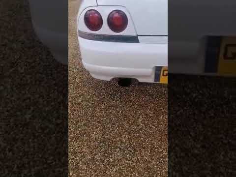 skyline R33 all cleaned and put away then this happens