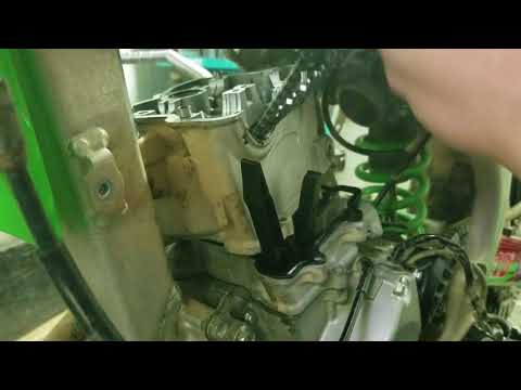 Rebuilding The Top End - Piston / Cylinder / Head Prep w/ Install - Kawasaki KX250f 2015