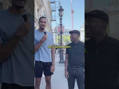 Un date en trottinette électrique, ça te va ? 🎤 #humour #couple #paris #amour #shorts