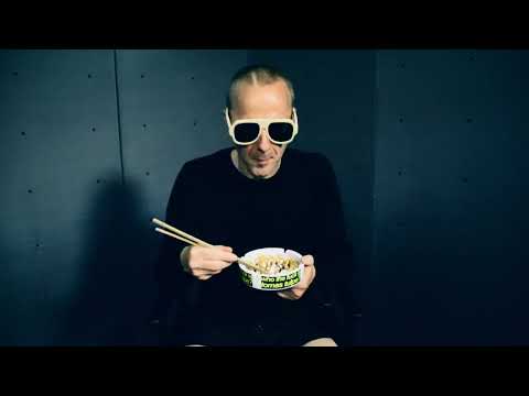 "Dieser Song hier" - Tomas Tulpe feat. T.Raumschmiere - Offizielles Video!