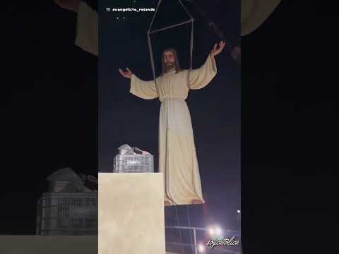 Patung Yesus Kristus setinggi 9m di Milton Brandão Brasil #yesuskristus #yesus #brasil #katolik