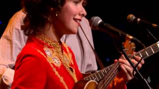 Nellie McKay - Don&#39;t Let The Sun Catch You Crying (eTown webisode #794)