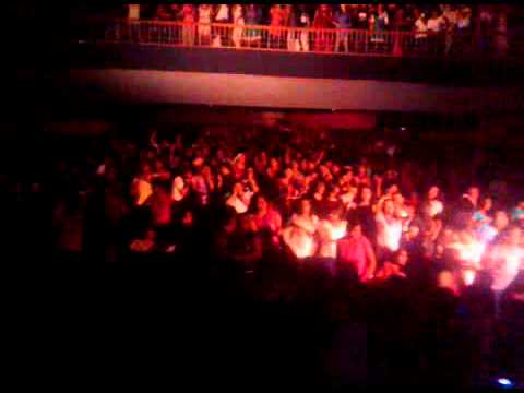 DjAj Ankit Jaiswal the feeling when crowd sings along 
600girls going crazy